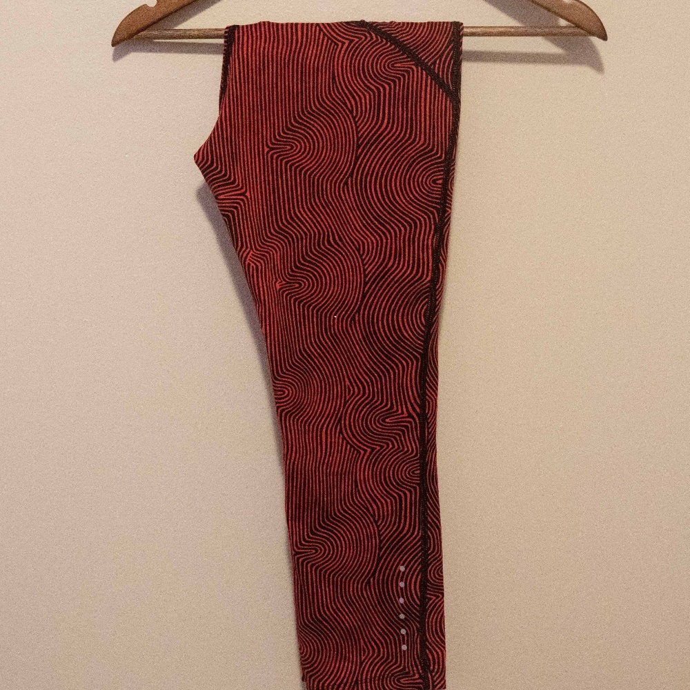 Nike Swirl Capri Leggings